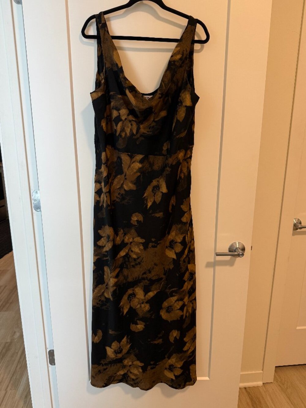 Showpo Floral Dress | Size 14